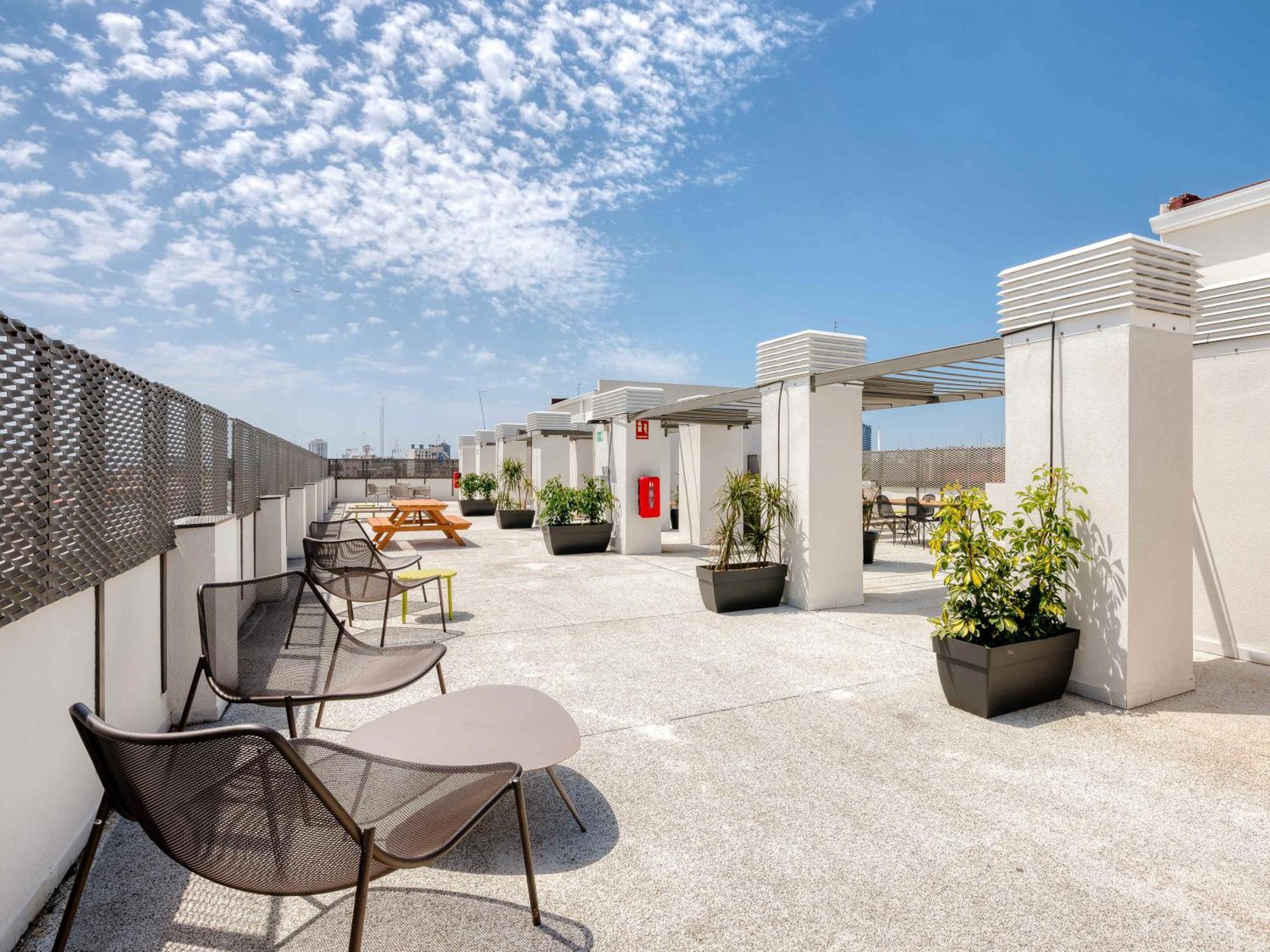 Livensa Living Studios Valencia Marina Real Hotel-Apartamento Exterior photo