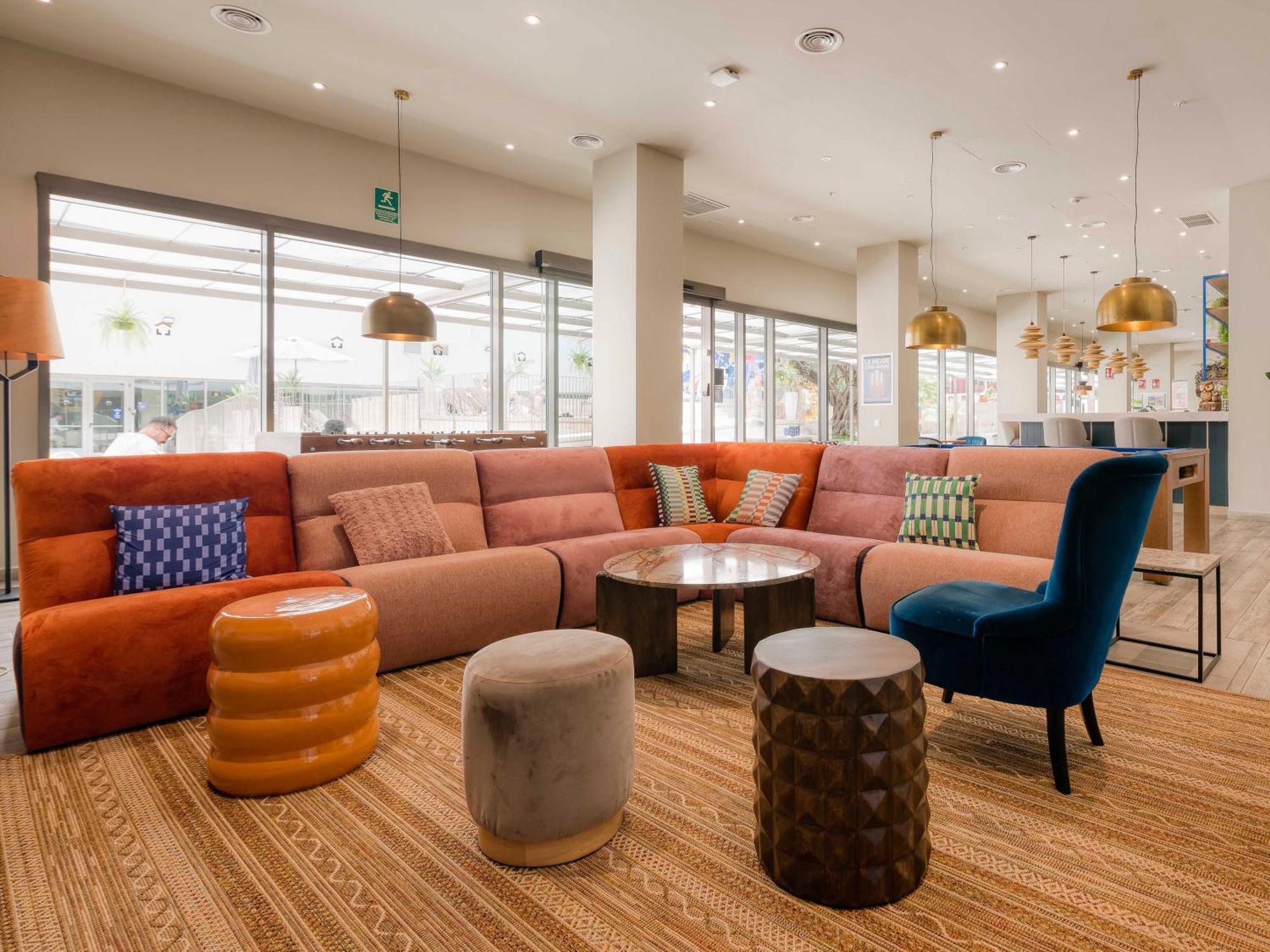 Livensa Living Studios Valencia Marina Real Hotel-Apartamento Exterior photo